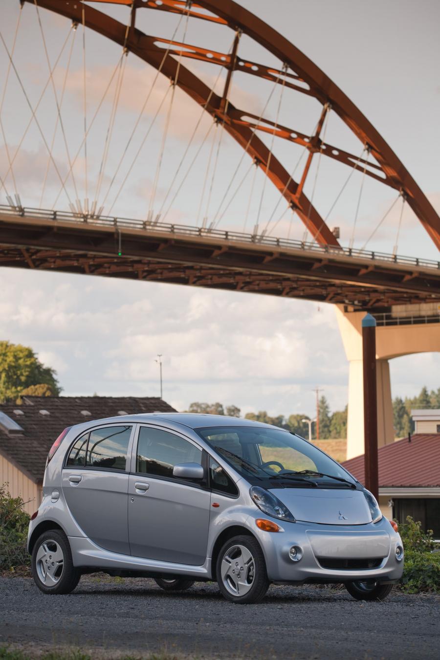  Mitsubishi i-MiEV 2012 года  (US) (фото 77 из 234)